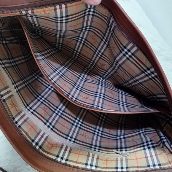 Vintage Burberry LeatherTote Bag. - Picture 12 of 16